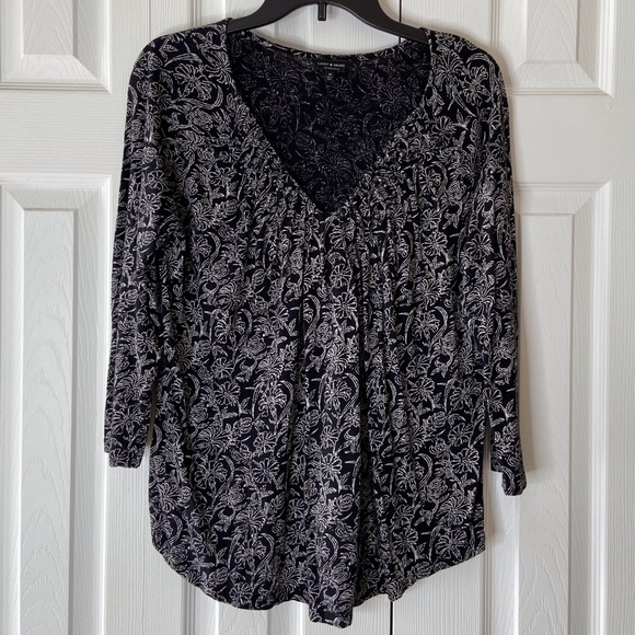 🟣 Lucky Brand V Neck Floral Shirt Medium - Picture 7 of 10